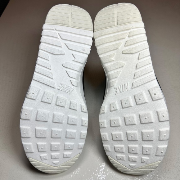 Nike Women Air Max Thea Mid Black, Sz. 7 - Picture 5 of 7